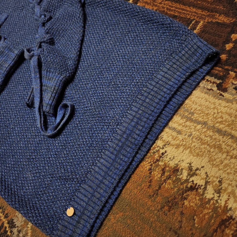 Women's Blue Sweater with Braided Details - Picture 4 of 6